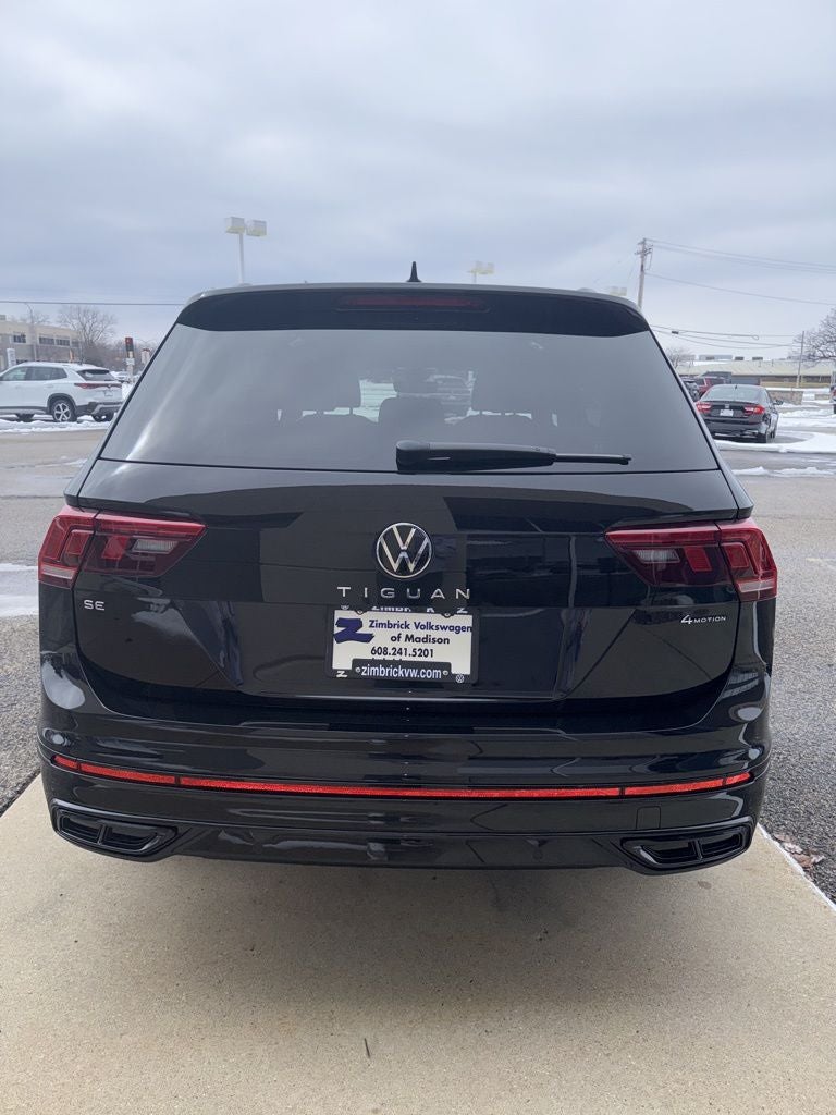 2024 Volkswagen Tiguan 2.0T SE R-Line Black