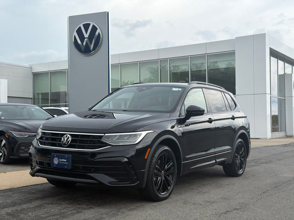 2022 Volkswagen Tiguan SE R-Line Black