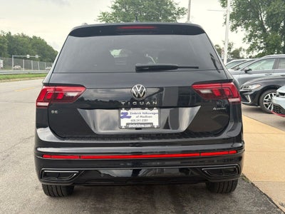2022 Volkswagen Tiguan SE R-Line Black