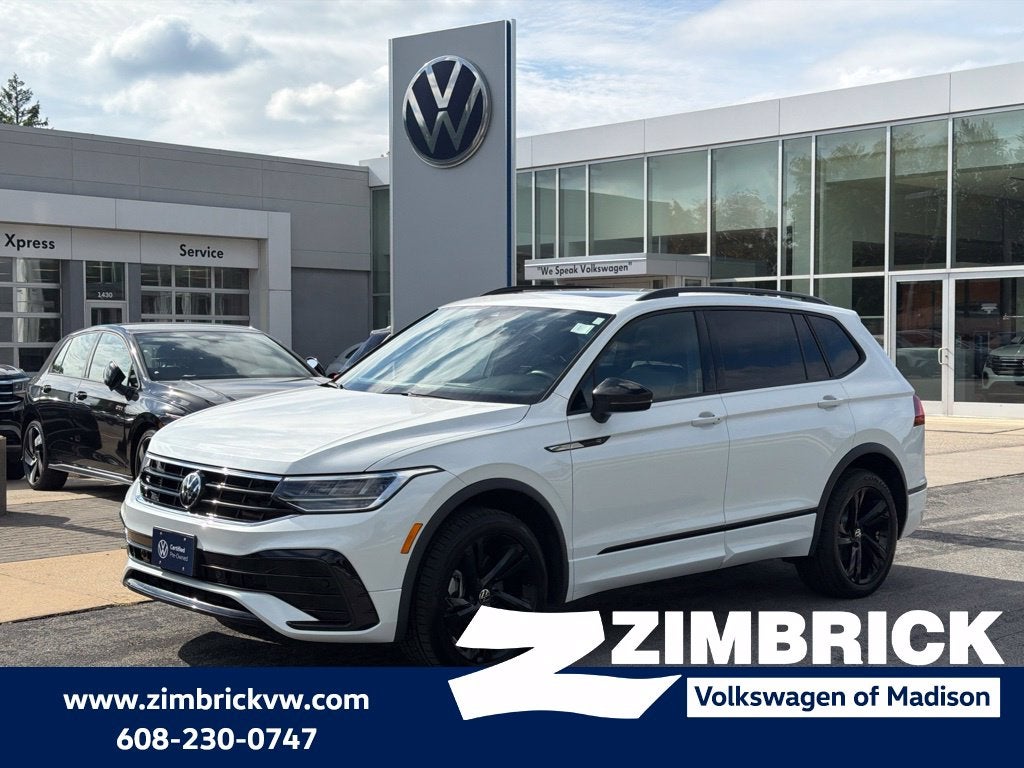 2023 Volkswagen Tiguan SE R-Line Black