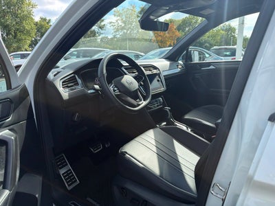 2023 Volkswagen Tiguan SE R-Line Black