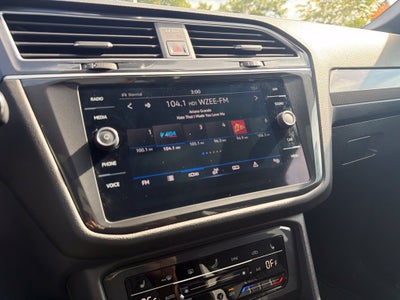 2023 Volkswagen Tiguan SE R-Line Black
