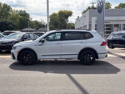 2023 Volkswagen Tiguan SE R-Line Black