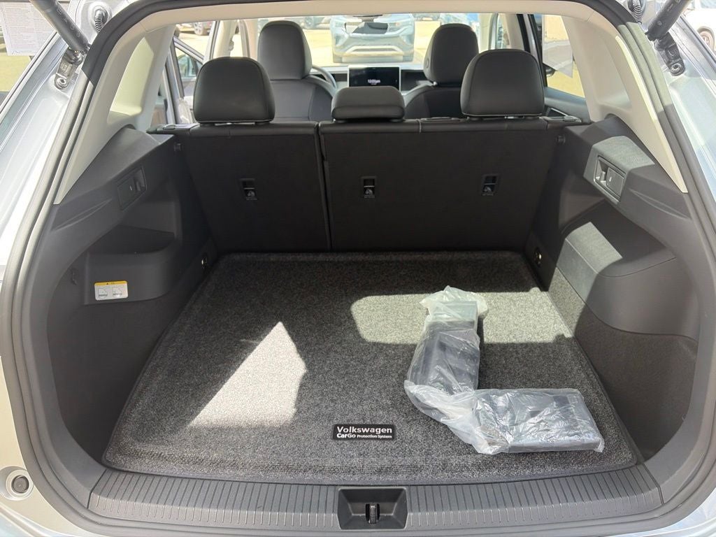 2025 Volkswagen Tiguan SE