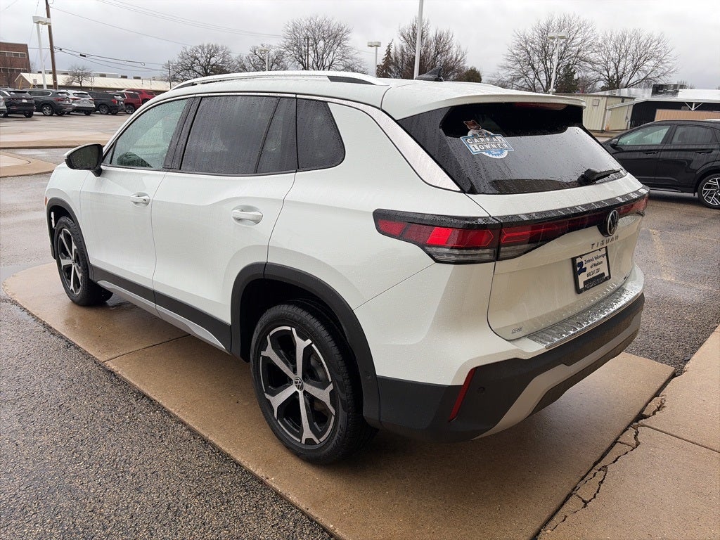 2025 Volkswagen Tiguan 2.0T SE