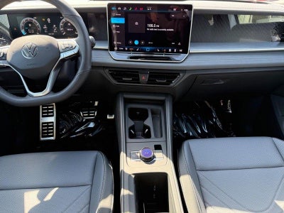 2026 Volkswagen Tiguan 2.0T SE R-Line Black