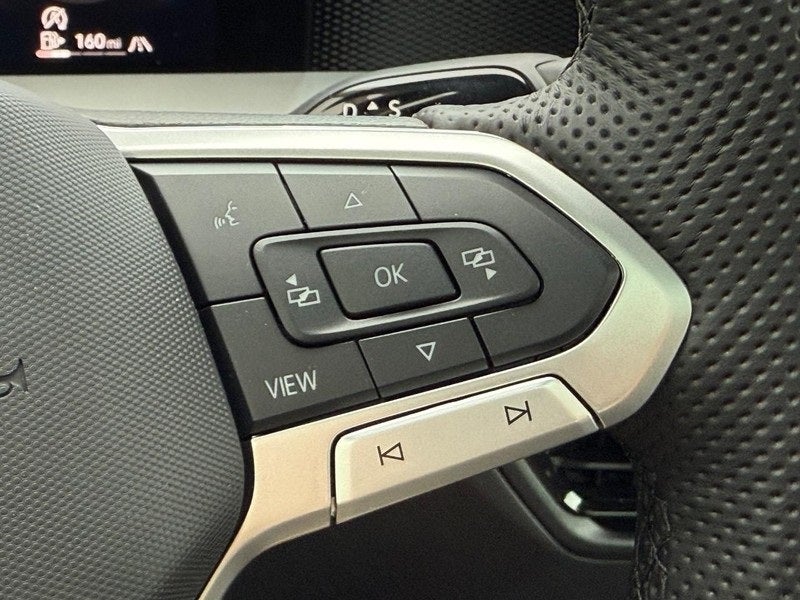 2025 Volkswagen Tiguan 2.0T SE R-Line Black