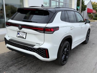 2025 Volkswagen Tiguan 2.0T SE R-Line Black