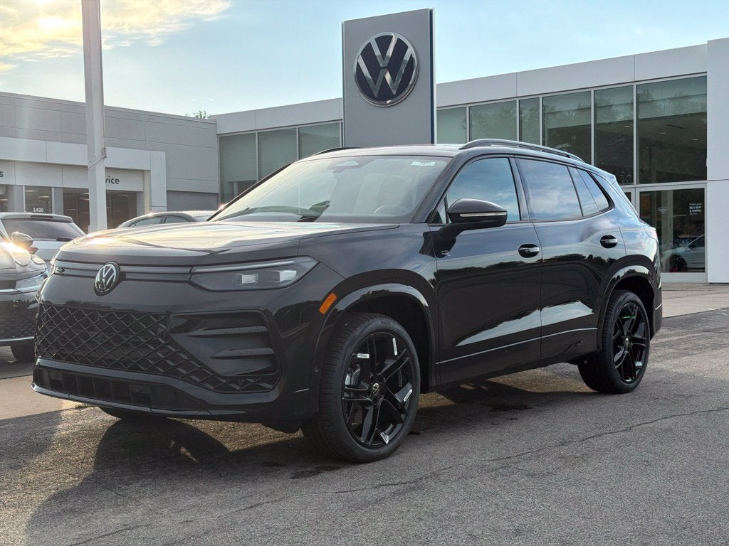 2026 Volkswagen Tiguan SE R-Line Black