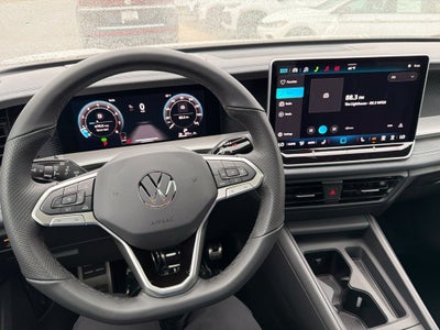 2026 Volkswagen Tiguan SE R-Line Black