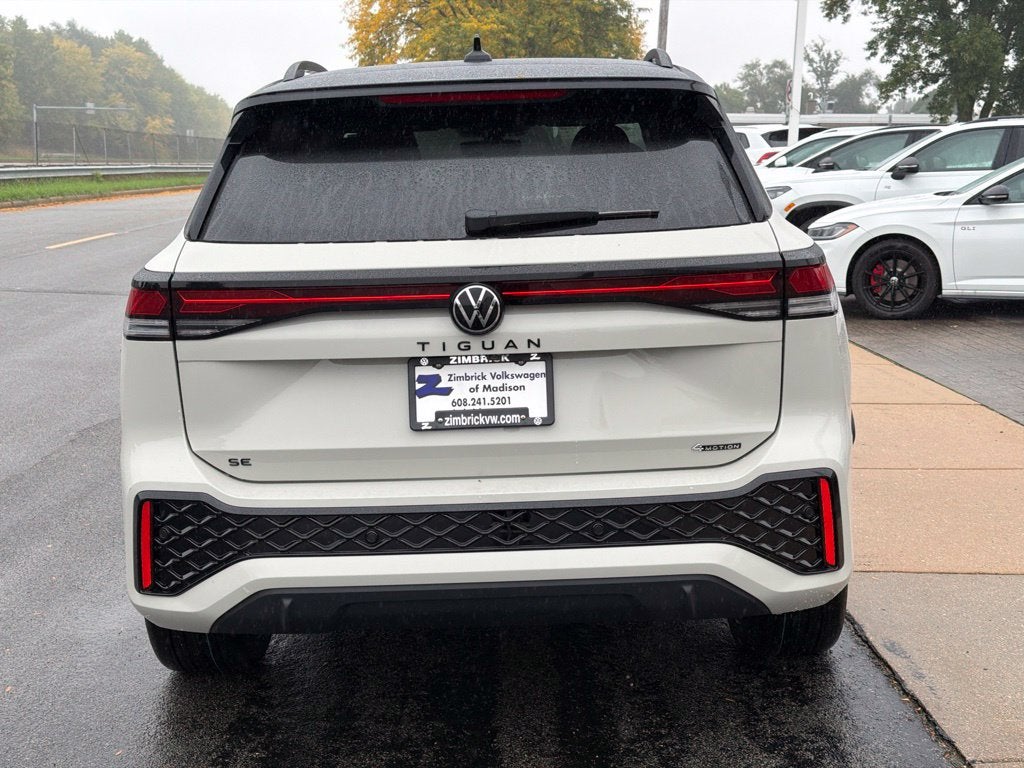 2026 Volkswagen Tiguan SE R-Line Black