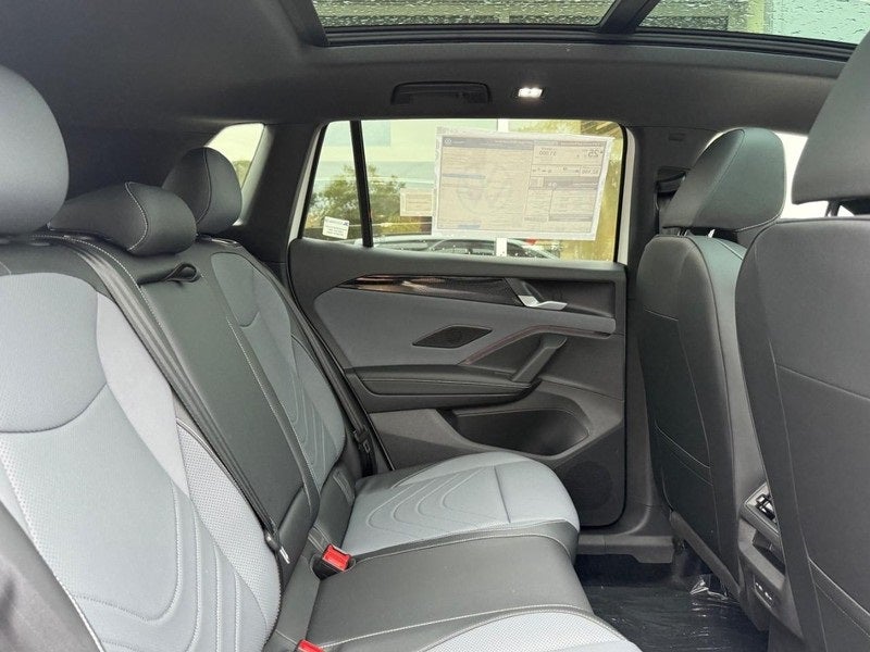 2025 Volkswagen Tiguan 2.0T SE R-Line Black