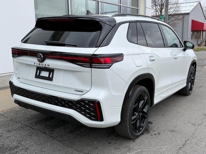 2026 Volkswagen Tiguan 2.0T SE R-Line Black