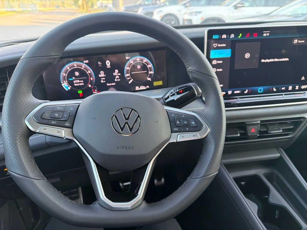 2026 Volkswagen Tiguan SE R-Line Black