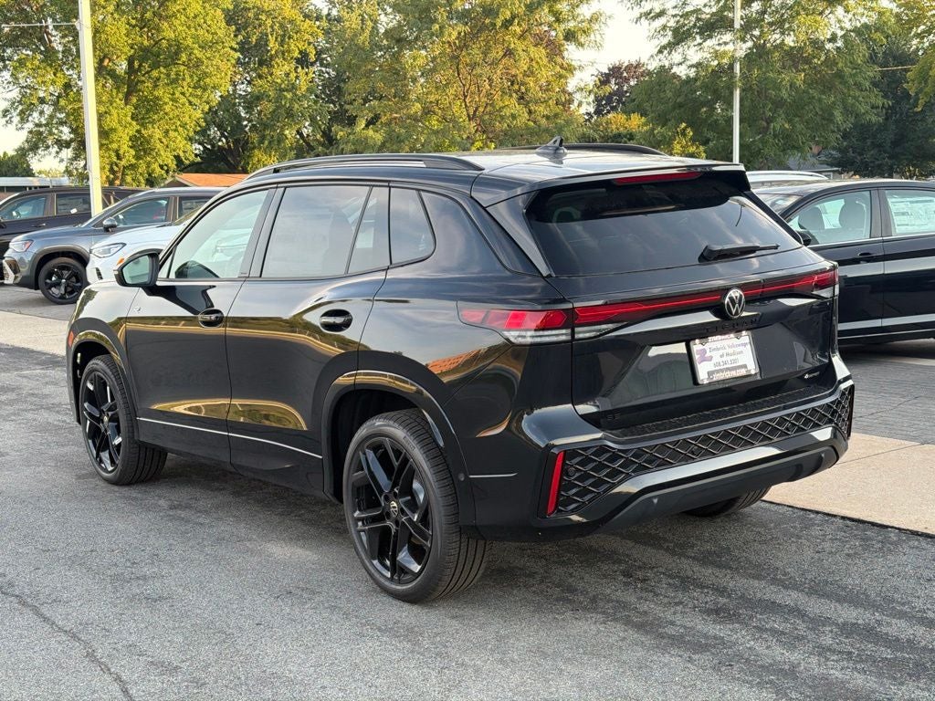 2026 Volkswagen Tiguan SE R-Line Black