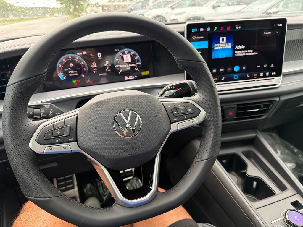 2026 Volkswagen Tiguan SE R-Line Black