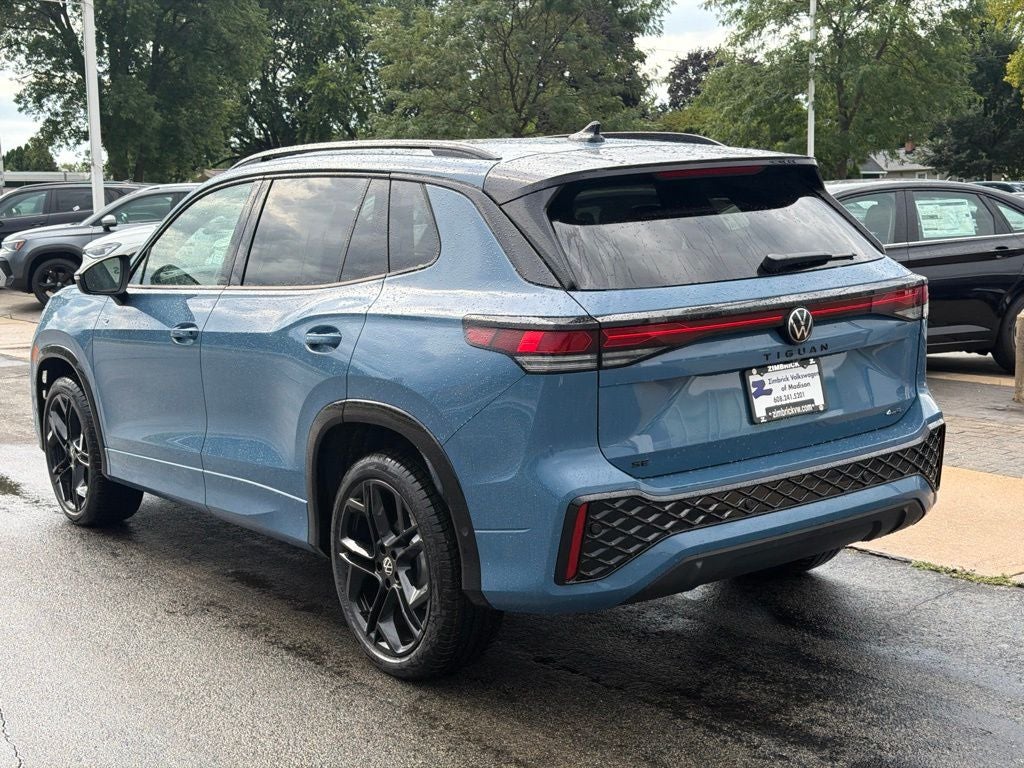 2026 Volkswagen Tiguan SE R-Line Black