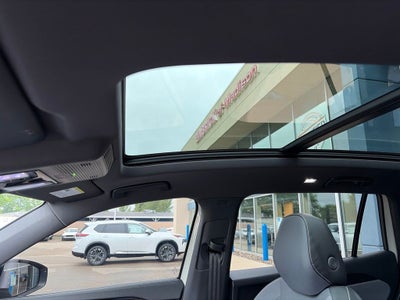 2025 Volkswagen Tiguan SE R-Line Black