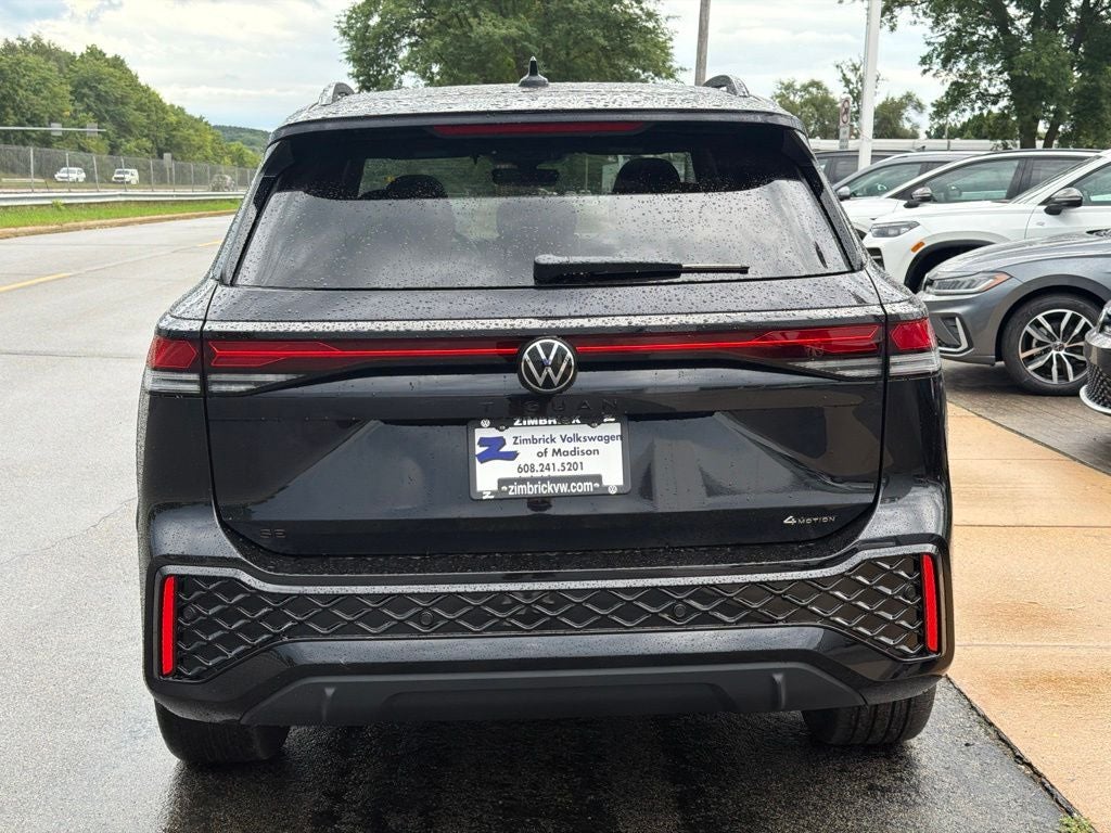 2026 Volkswagen Tiguan SE R-Line Black