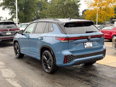 2026 Volkswagen Tiguan SE R-Line Black