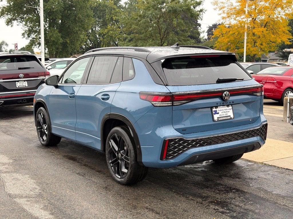 2026 Volkswagen Tiguan SE R-Line Black