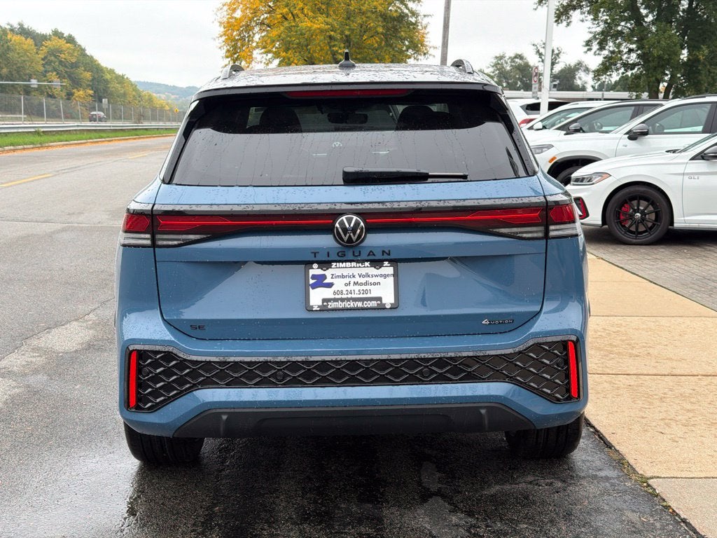 2026 Volkswagen Tiguan SE R-Line Black