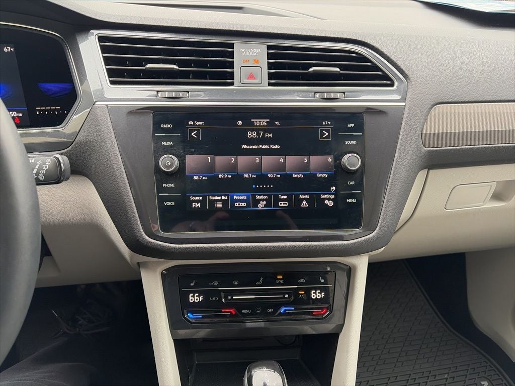 2023 Volkswagen Tiguan SE