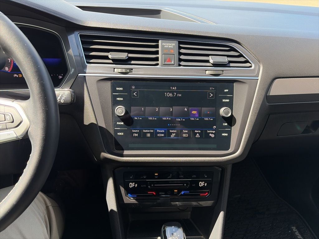 2023 Volkswagen Tiguan 2.0T SE