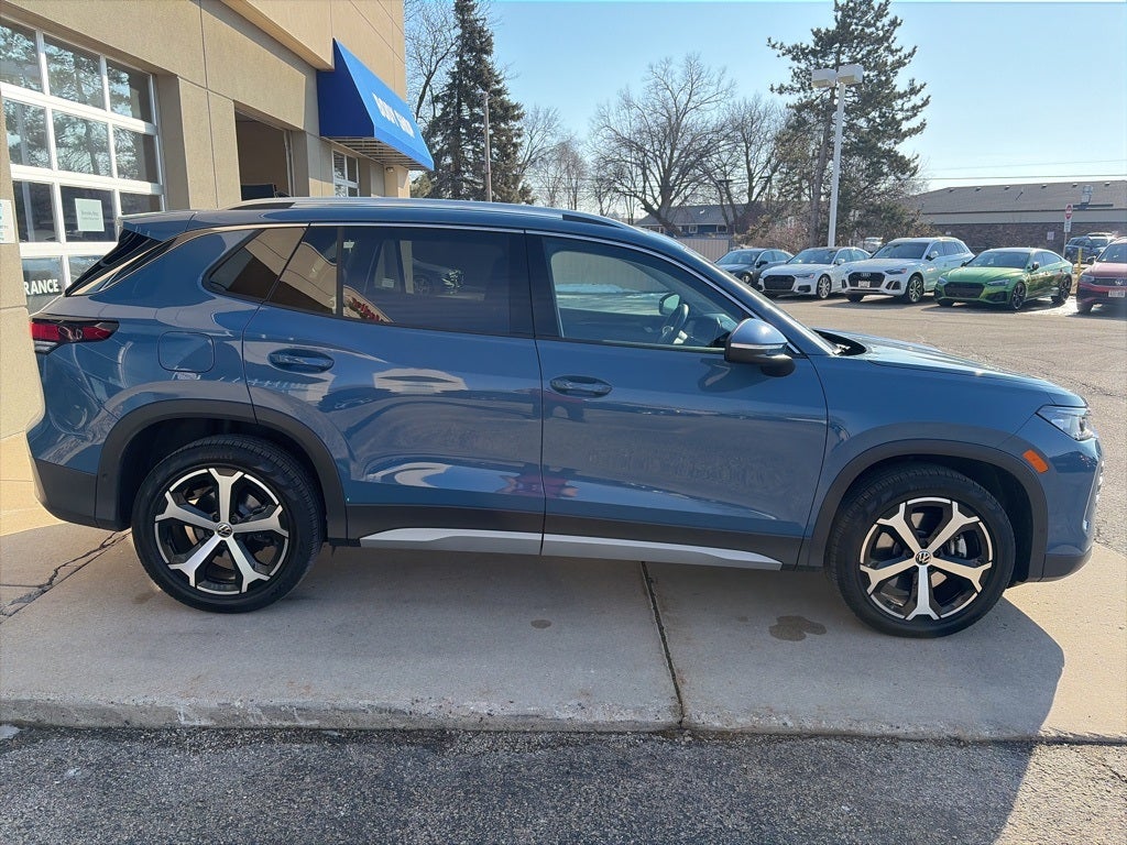 2025 Volkswagen Tiguan 2.0T SE