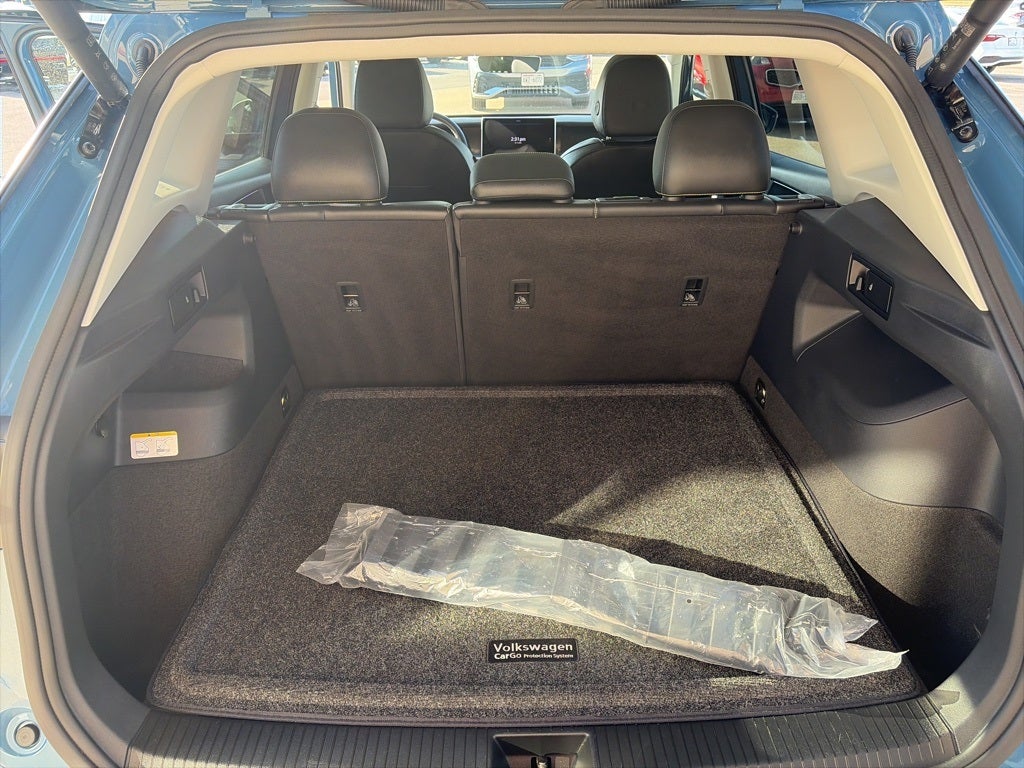 2025 Volkswagen Tiguan 2.0T SE