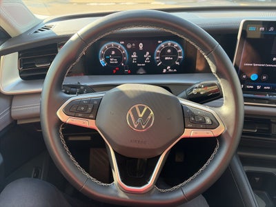 2025 Volkswagen Tiguan 2.0T SE