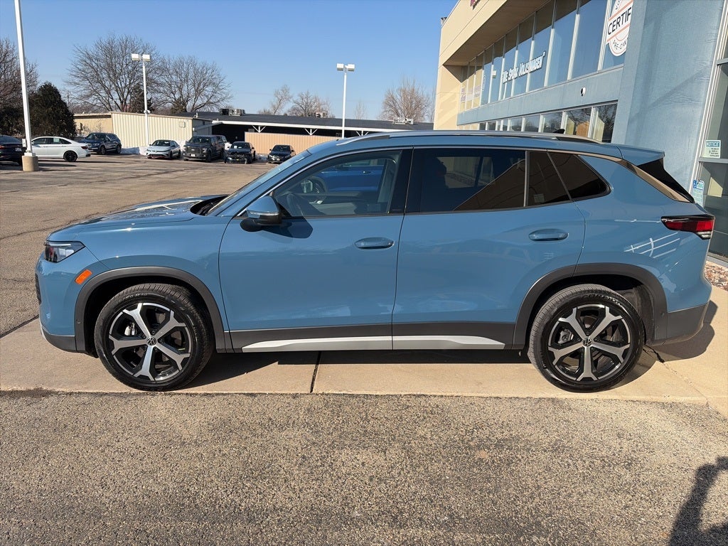 2025 Volkswagen Tiguan 2.0T SE