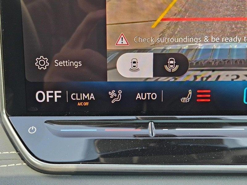 2025 Volkswagen Tiguan 2.0T SE