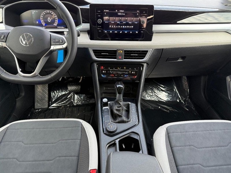 2026 Volkswagen Taos 1.5T SE