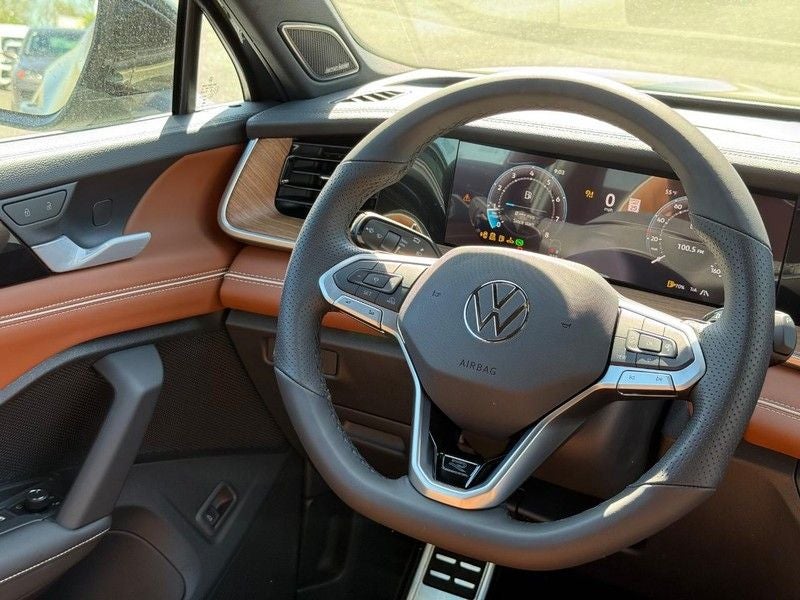 2026 Volkswagen Tiguan 2.0T SEL R-Line Turbo