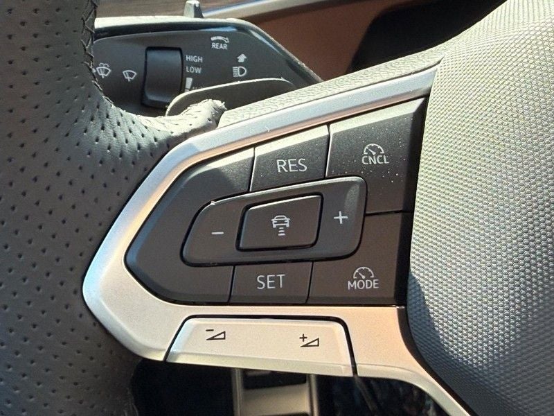 2026 Volkswagen Tiguan 2.0T SEL R-Line Turbo