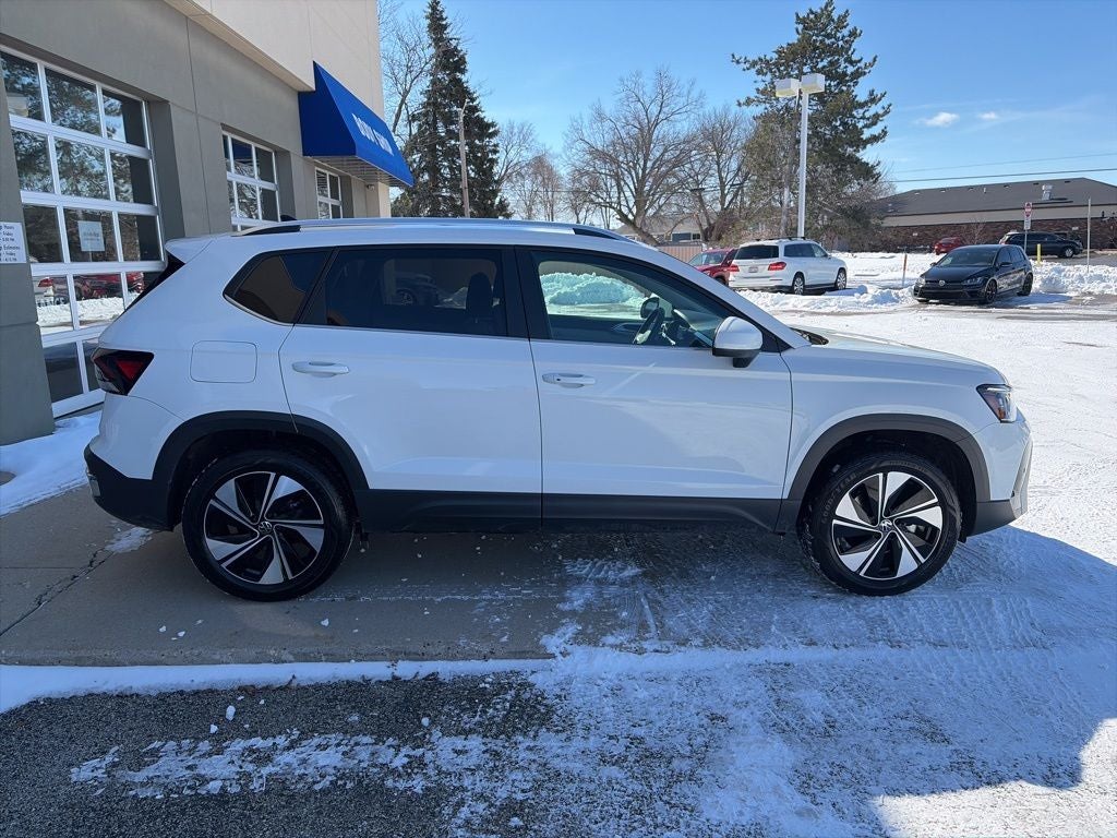 2025 Volkswagen Taos 1.5T SE