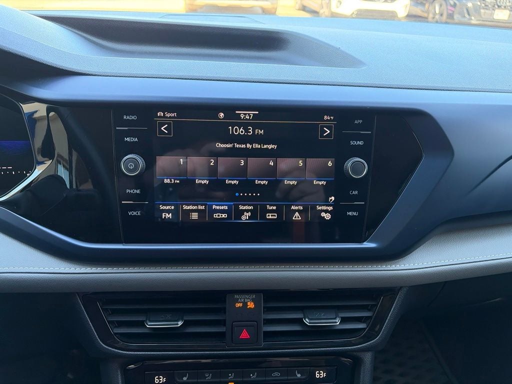 2024 Volkswagen Taos 1.5T SE