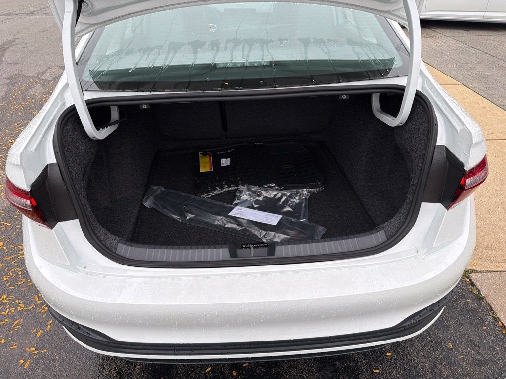 2027 Volkswagen Jetta 1.5T SE