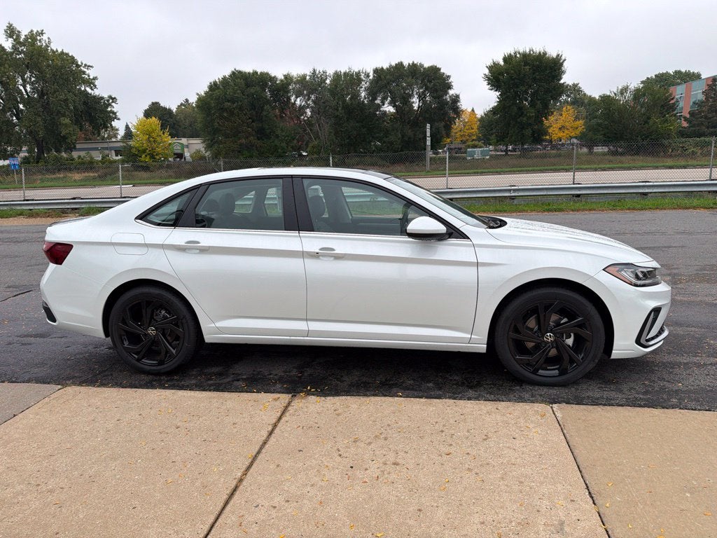 2027 Volkswagen Jetta 1.5T SE