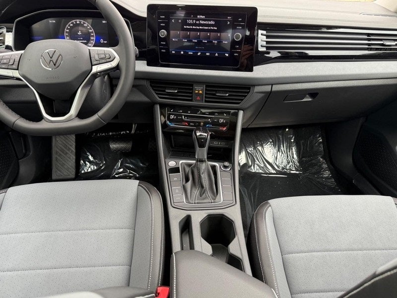 2025 Volkswagen Jetta 1.5T SE