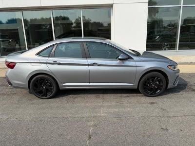 2025 Volkswagen Jetta 1.5T SE