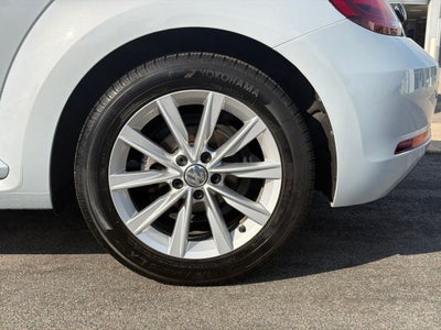 2019 Volkswagen Beetle SE