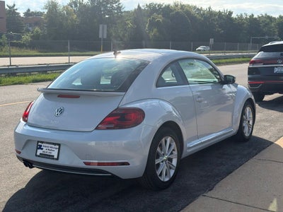 2019 Volkswagen Beetle SE