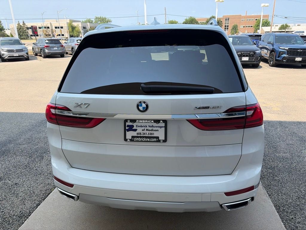 2022 BMW X7 xDrive40i