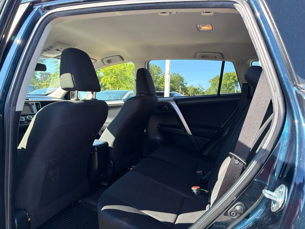 2017 Toyota RAV4 LE