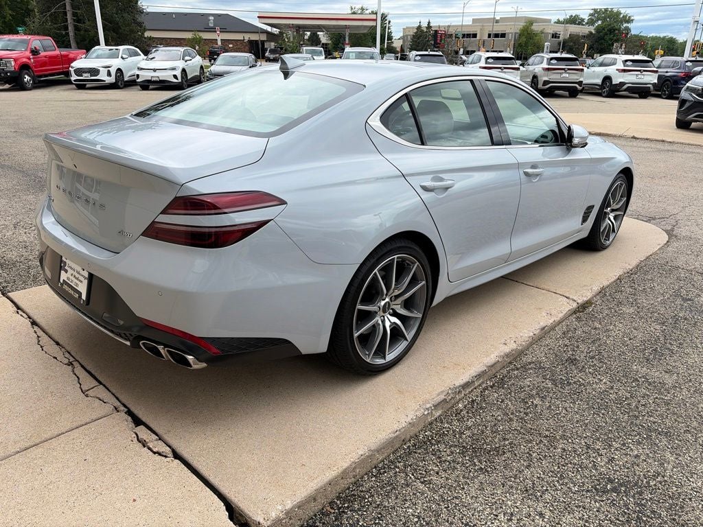 2022 Genesis G70 2.0T