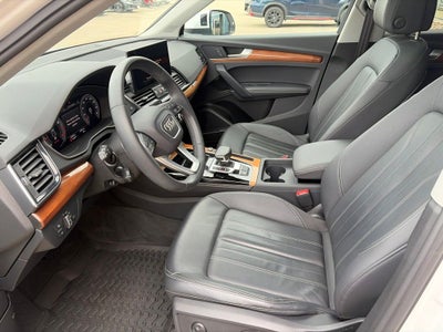 2023 Audi Q5 45 S line Premium quattro