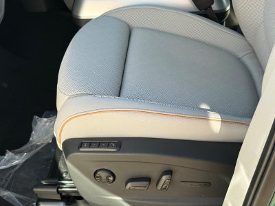 2025 Volkswagen ID. Buzz Pro S Plus