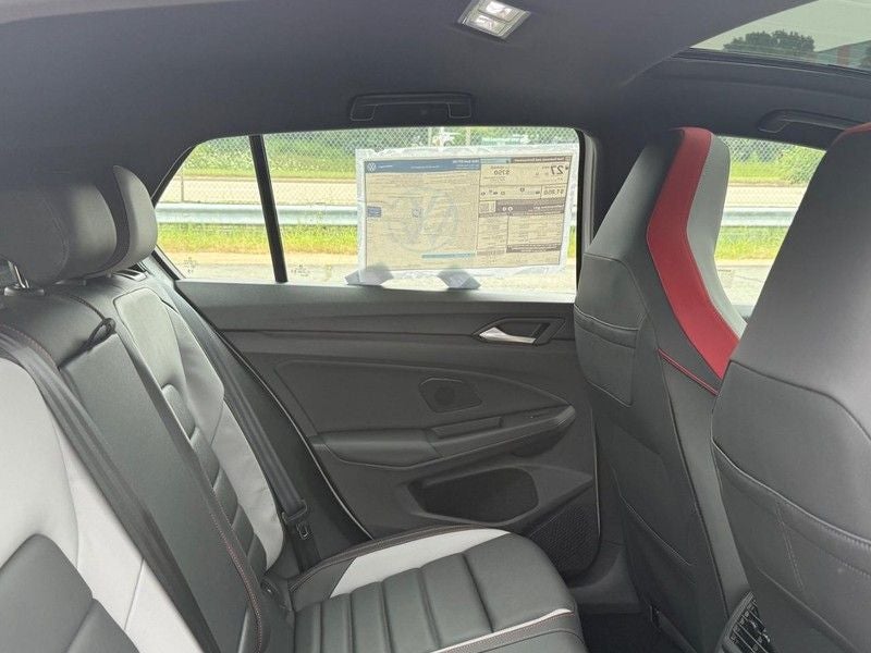 2026 Volkswagen Golf GTI SE